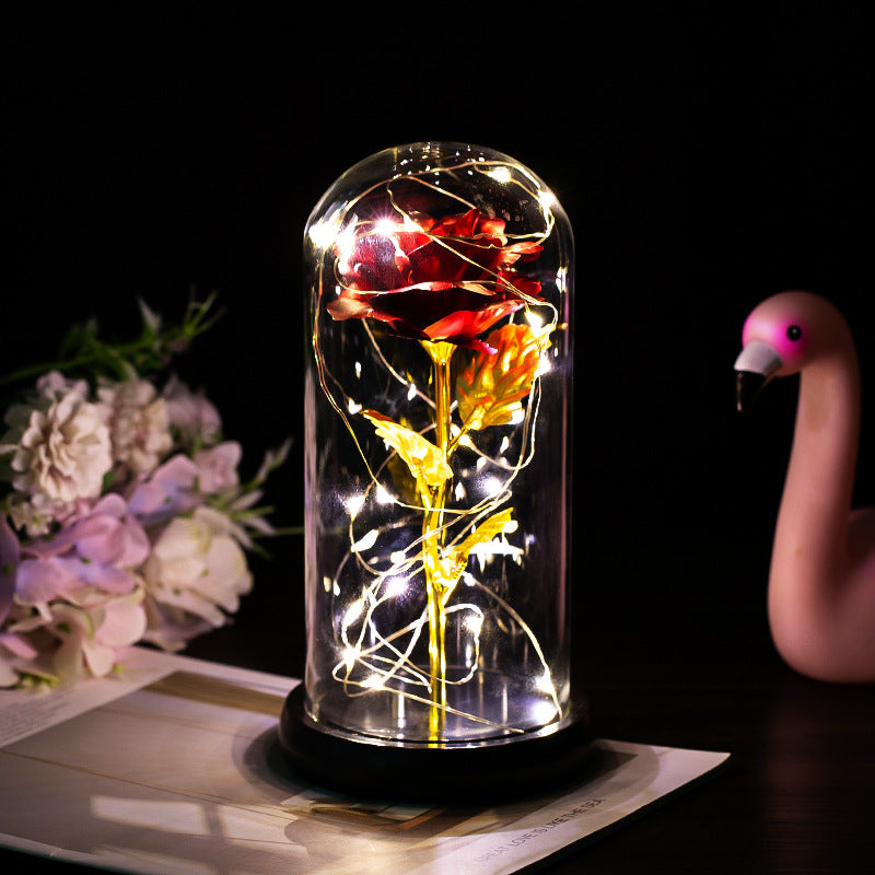 Evig rose i glasskuppel med LED-lys, romantisk gave med trebase