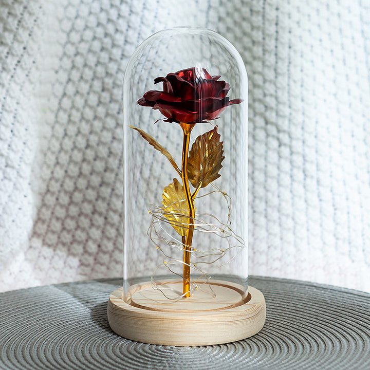 Evig rose i glasskuppel med LED-lys, romantisk gave med trebase
