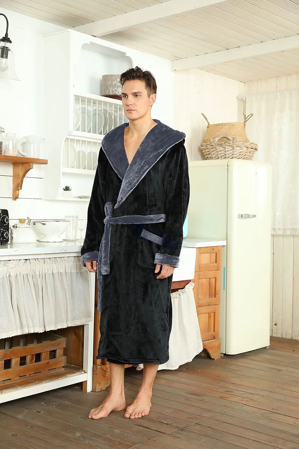 Vikbua™ Fleece morgenkåpe til herre med hette, belte og lommer