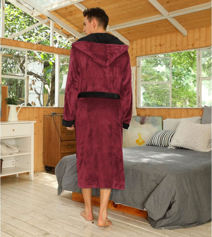 Vikbua™ Fleece morgenkåpe til herre med hette, belte og lommer