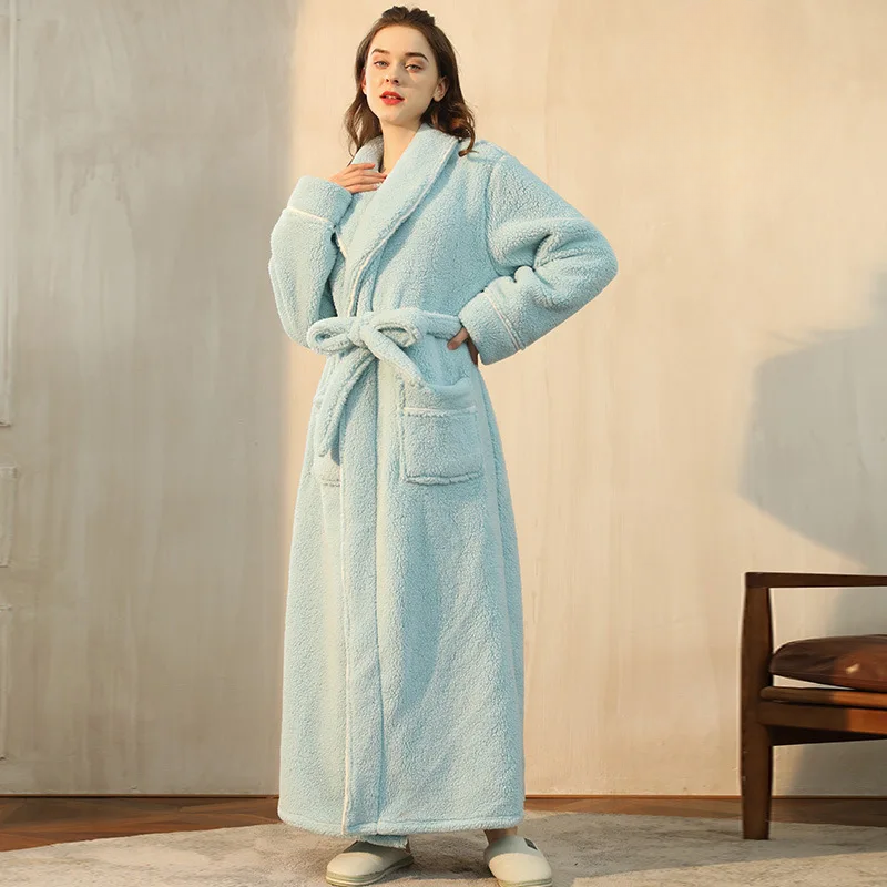 Vikbua™ Morgenkåpe i tykk flanellfleece med krage og knytebelte