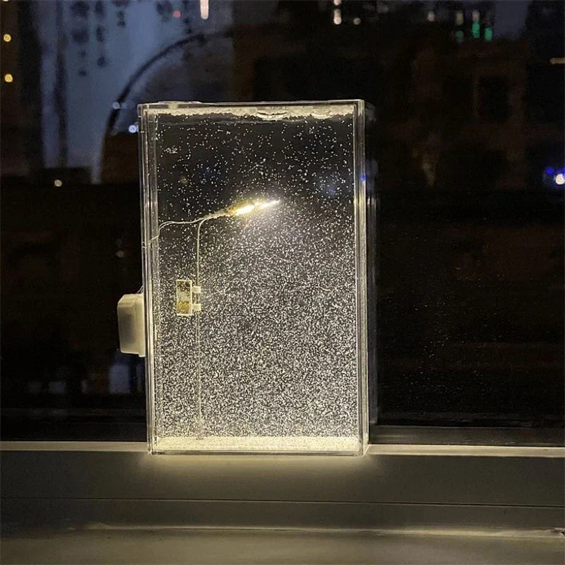 Vikbua™ Nattlampe gatelykt med snø – lysende vinterscene i miniatyr