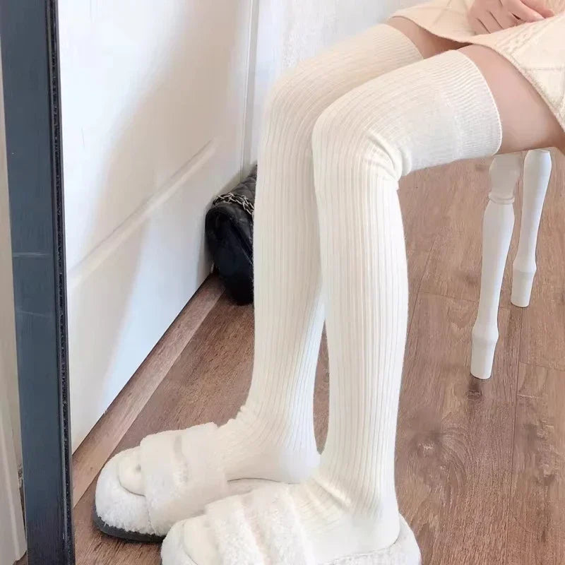 Vikbua™ Tykke overknestrømper til dame – varme, lange og allsidige