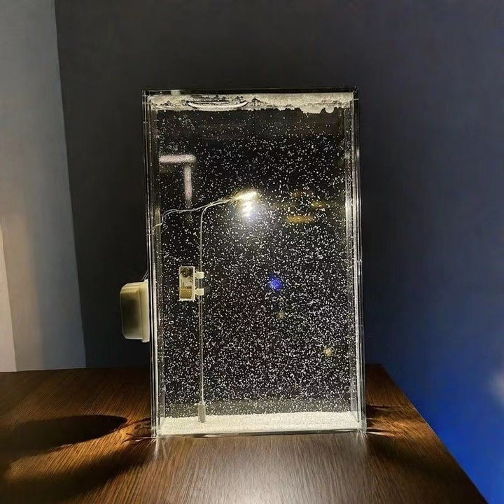 Vikbua™ Nattlampe gatelykt med snø – lysende vinterscene i miniatyr
