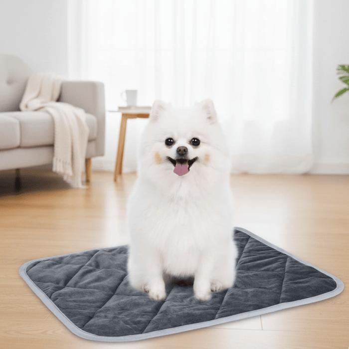Vikbua™ Selvvarmende liggeunderlag for katt og hund med sklisikring