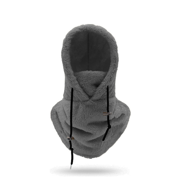 Person med plysjbalaklava i beige
