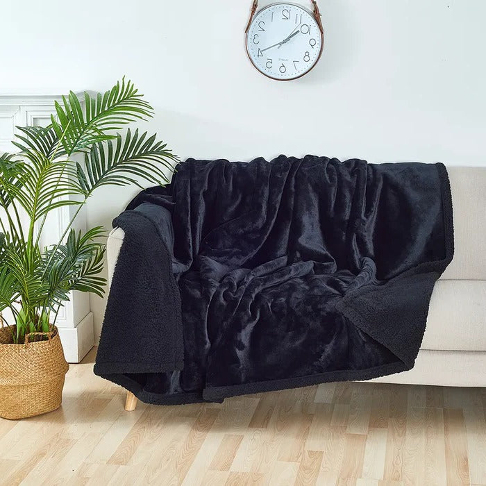 Vikbua™ Vanntett vendbart pledd til sofa og seng