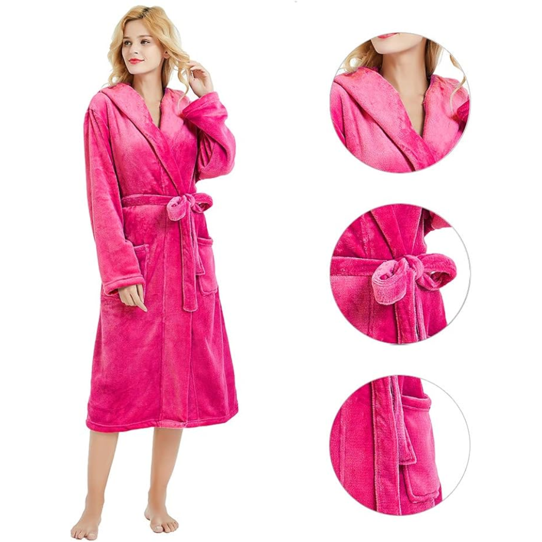 Vikbua™ Lang fleece morgenkåpe med hette, knytebelte og lommer for dame
