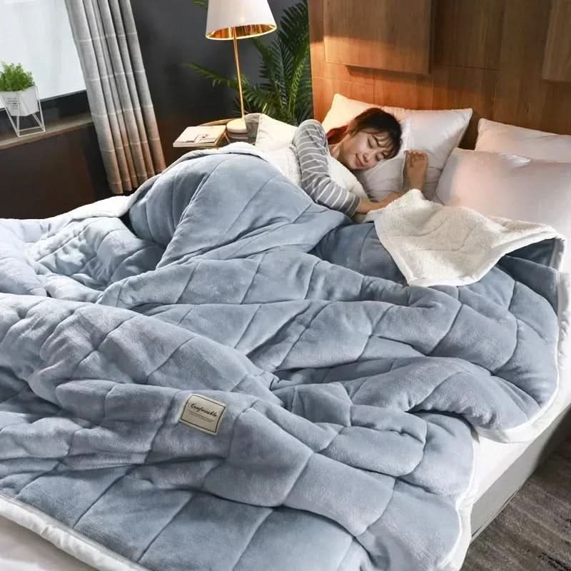 Vikbua™ Tykt teppe i korallfleece og flanell til vinteren