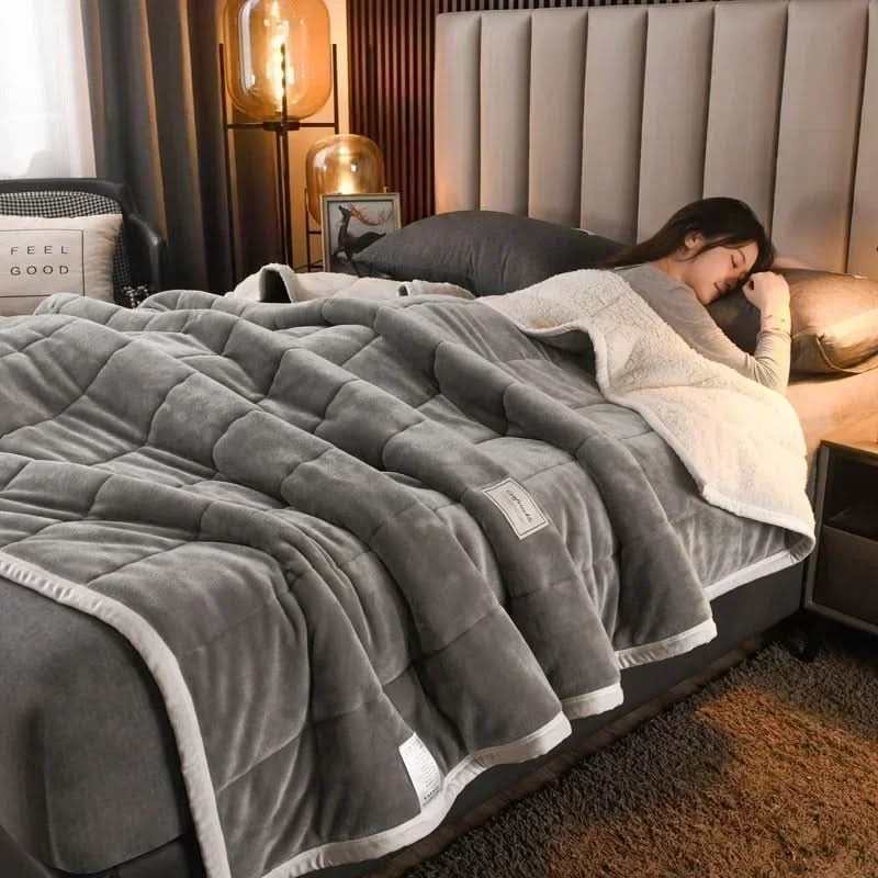 Vikbua™ Tykt teppe i korallfleece og flanell til vinteren