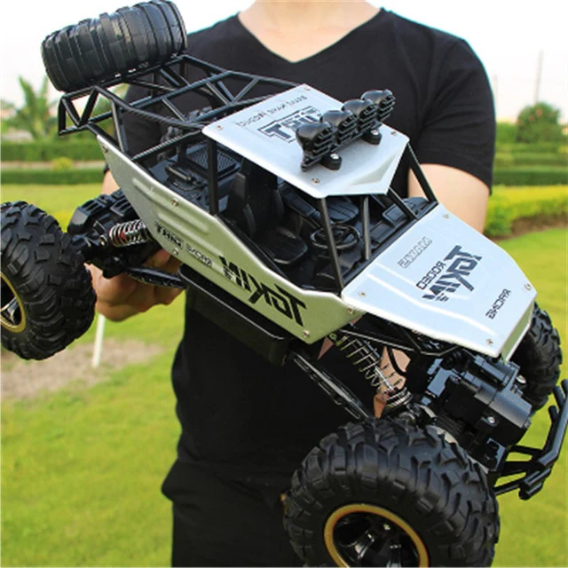 Vikbua™ Fjernstyrt monstertruck 1:12 med firehjulstrekk og 2,4 GHz