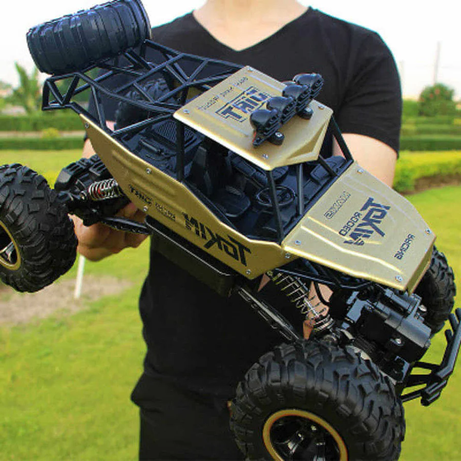 Vikbua™ Fjernstyrt monstertruck 1:12 med firehjulstrekk og 2,4 GHz
