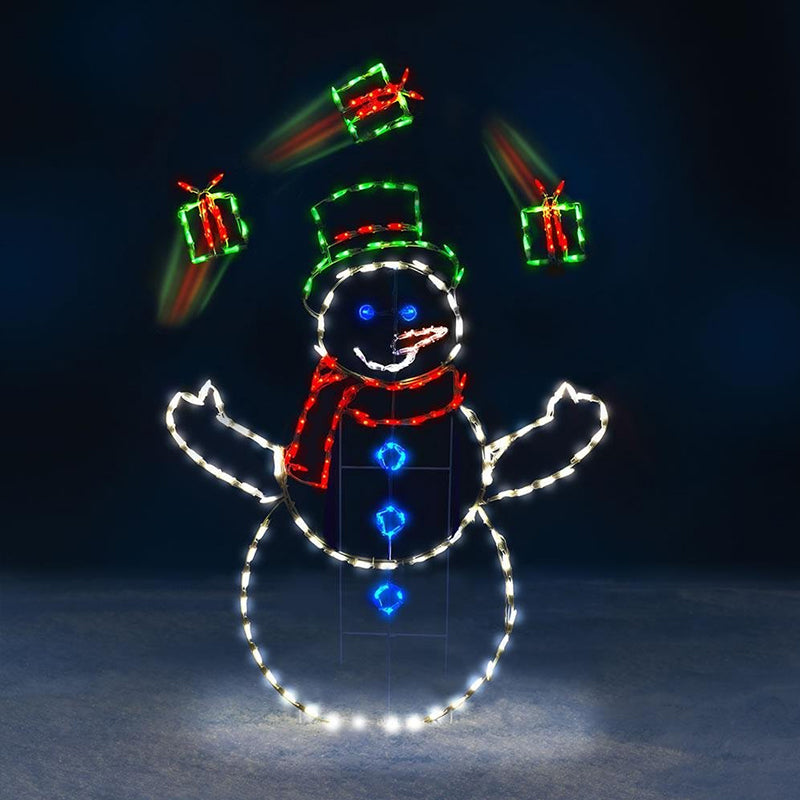 Vikbua™ Animert LED-figur med snømann og pingvin i snøballkrig