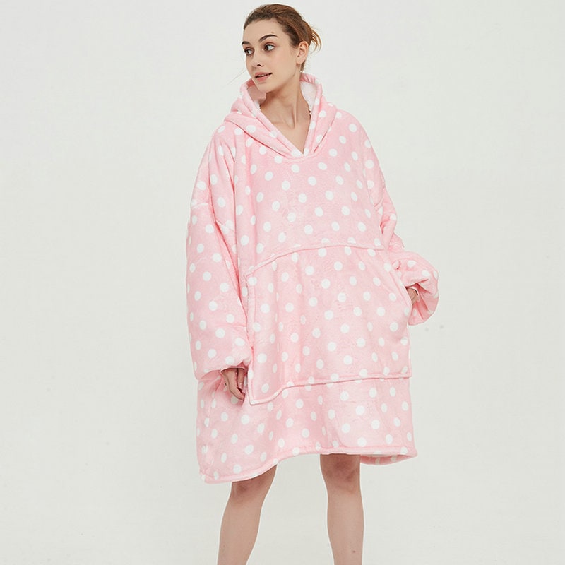 Vikbua™ Teppehoodie med sherpafôr i morsomme mønstre og knelang modell