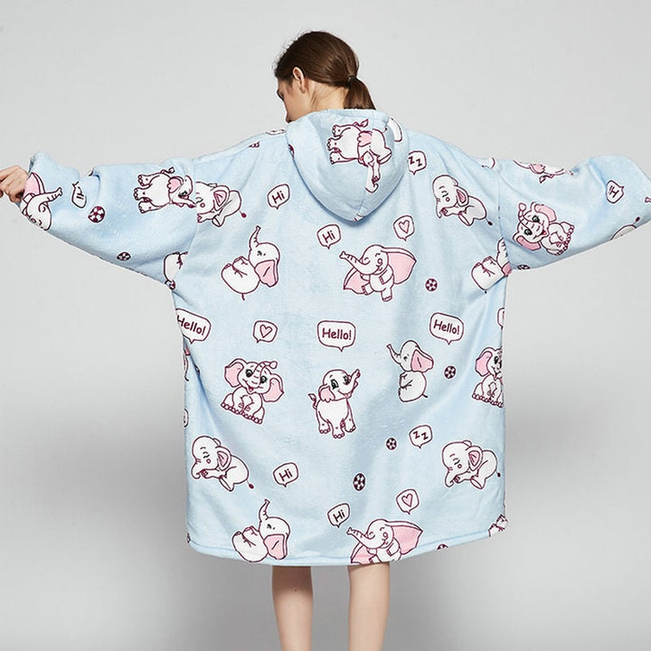 Vikbua™ Teppehoodie med sherpafôr i morsomme mønstre og knelang modell
