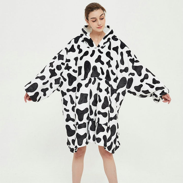 Vikbua™ Teppehoodie med sherpafôr i morsomme mønstre og knelang modell
